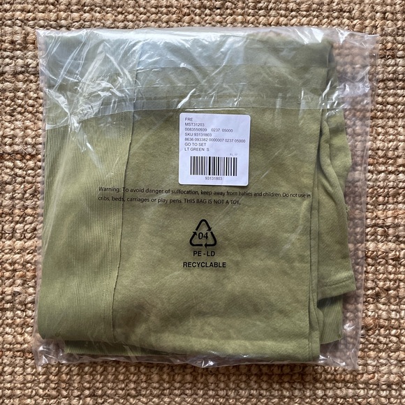 NEW Free People Go To Set - Picture 7 of 12